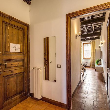 Elegant Apartment Behind The Colosseum روما المظهر الخارجي الصورة