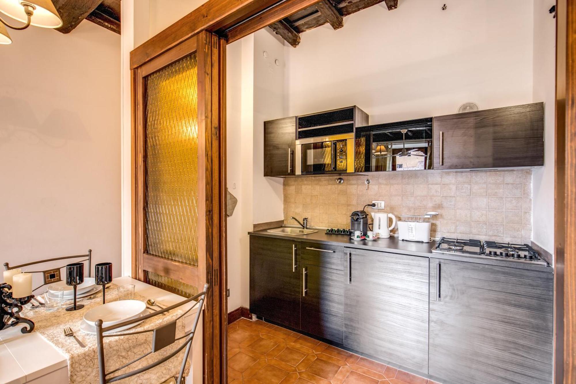 Elegant Apartment Behind The Colosseum روما المظهر الخارجي الصورة