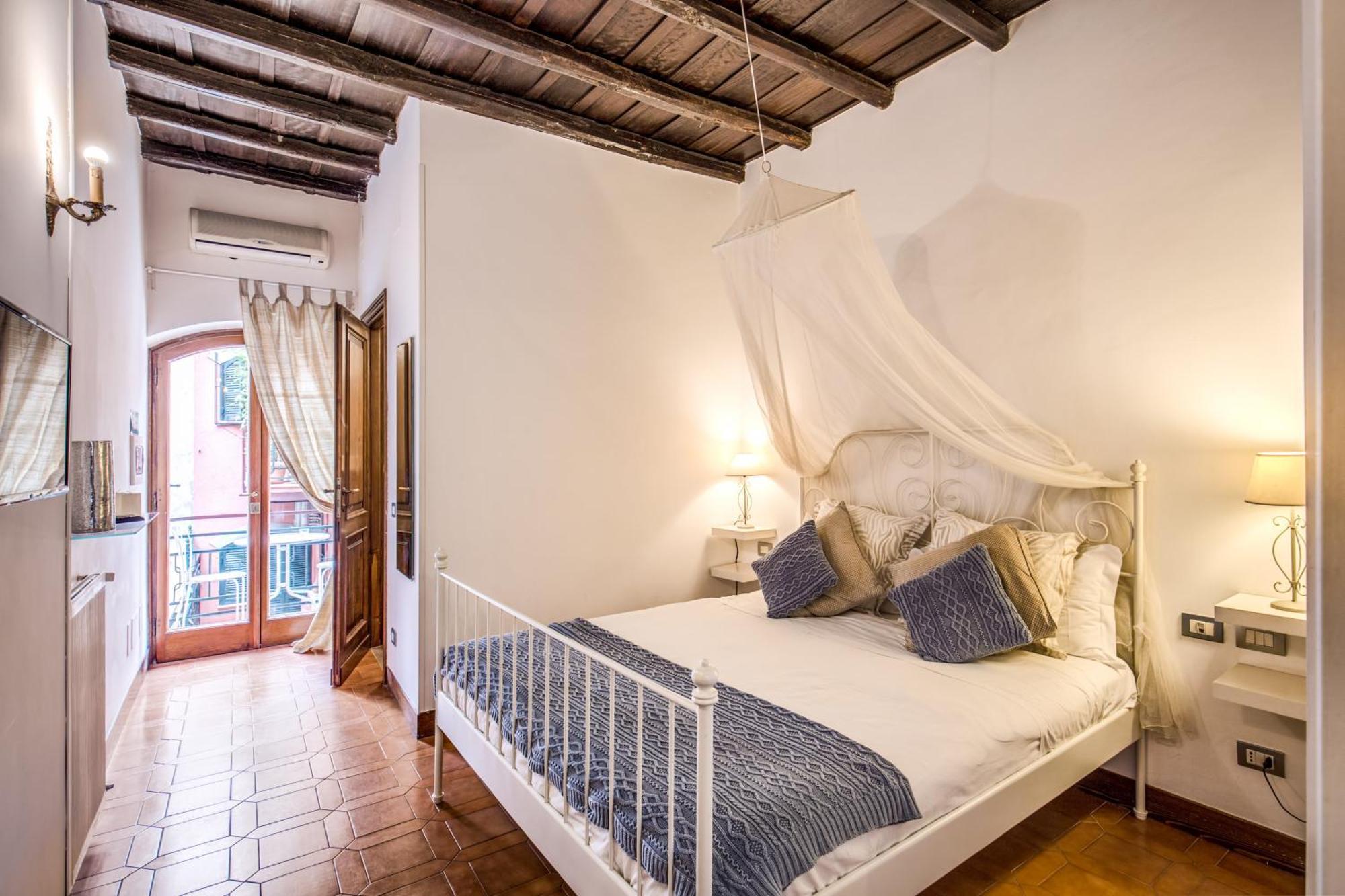 Elegant Apartment Behind The Colosseum روما المظهر الخارجي الصورة