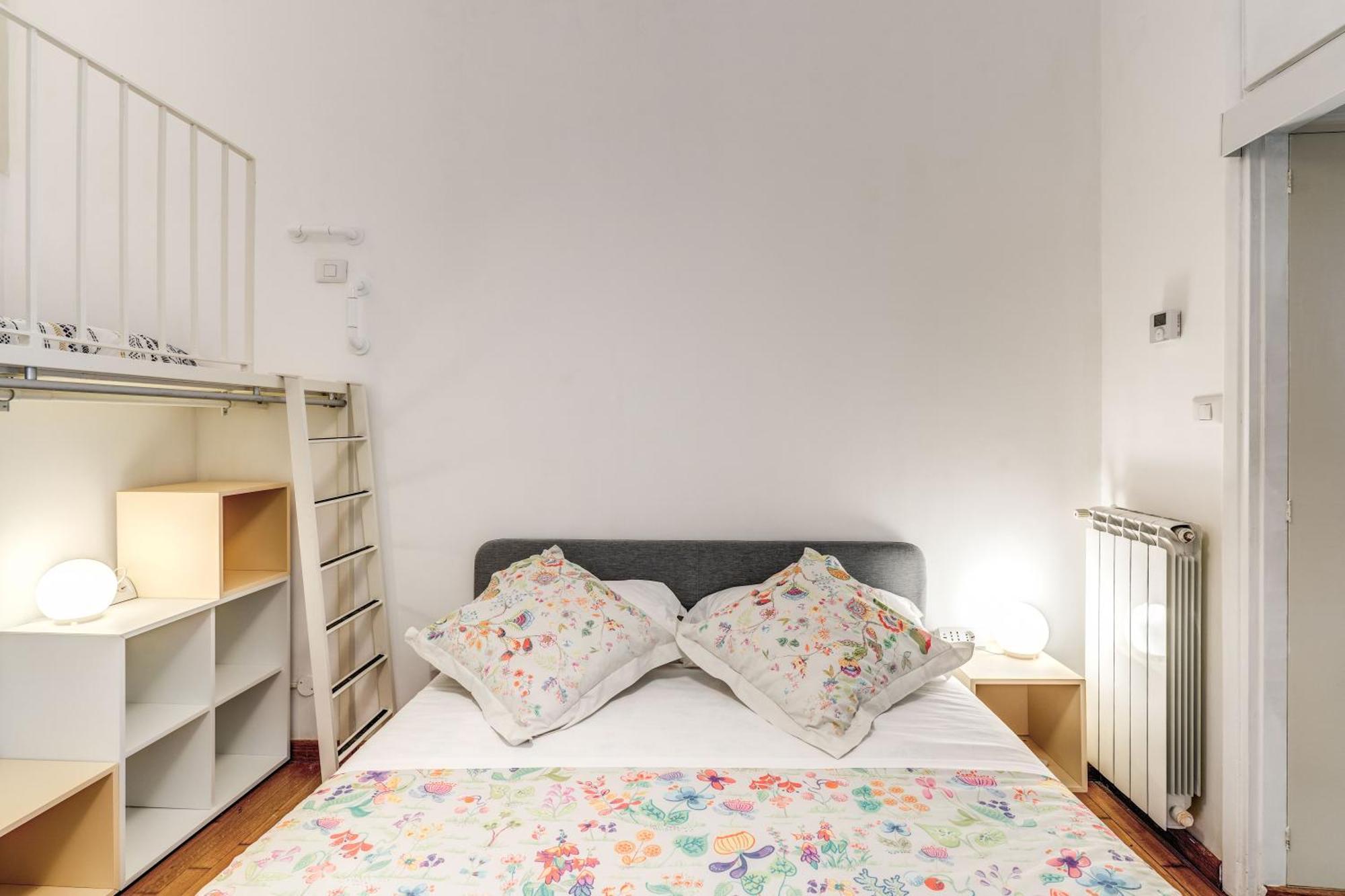 Elegant Apartment Behind The Colosseum روما المظهر الخارجي الصورة