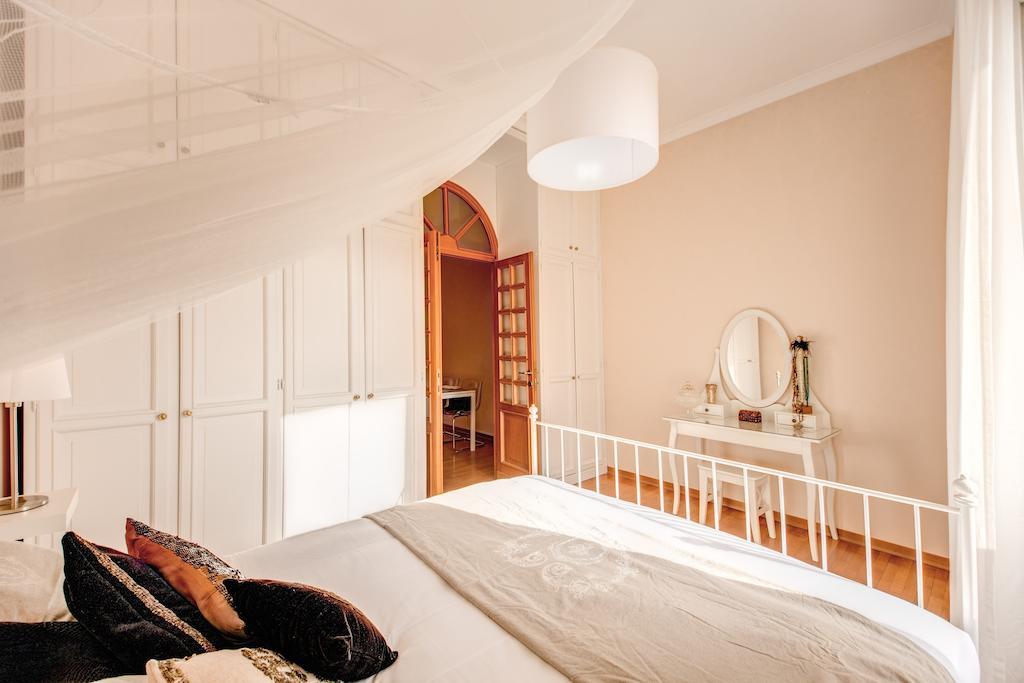 Elegant Apartment Behind The Colosseum روما الغرفة الصورة