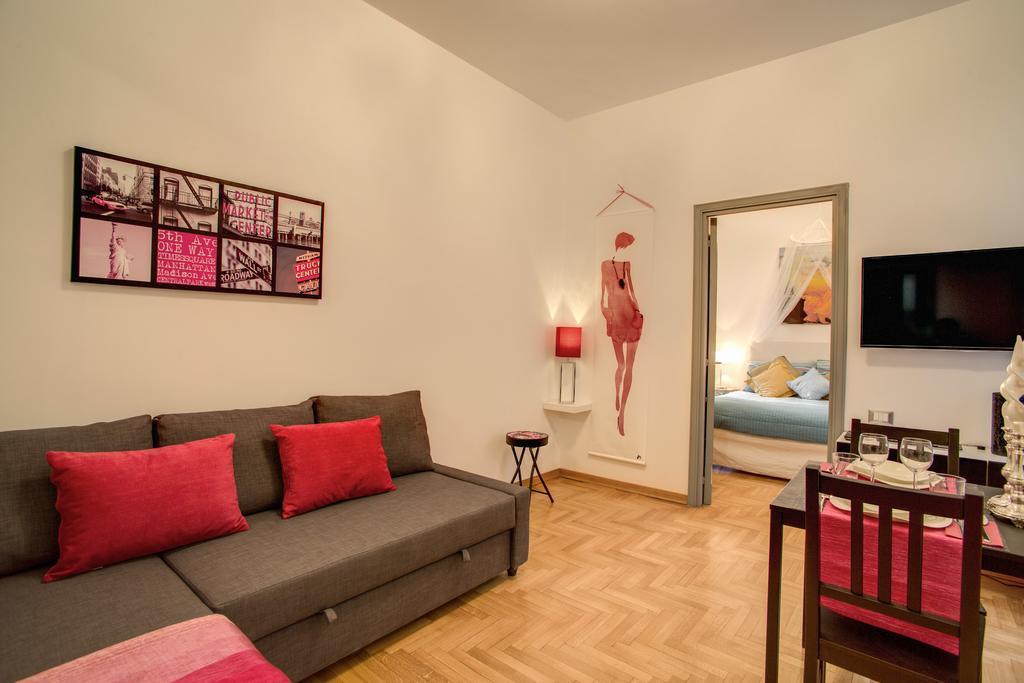 Elegant Apartment Behind The Colosseum روما المظهر الخارجي الصورة
